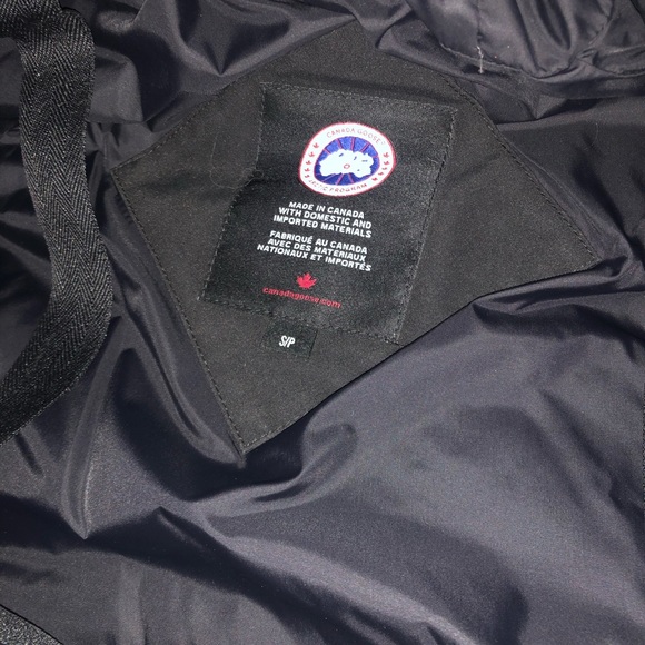 Long Canada Goose jacket. 100 percent authentic. - Picture 2 of 4